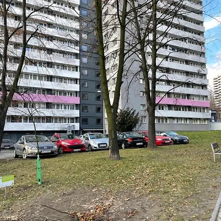 Kobiela - Park Slaski شقة